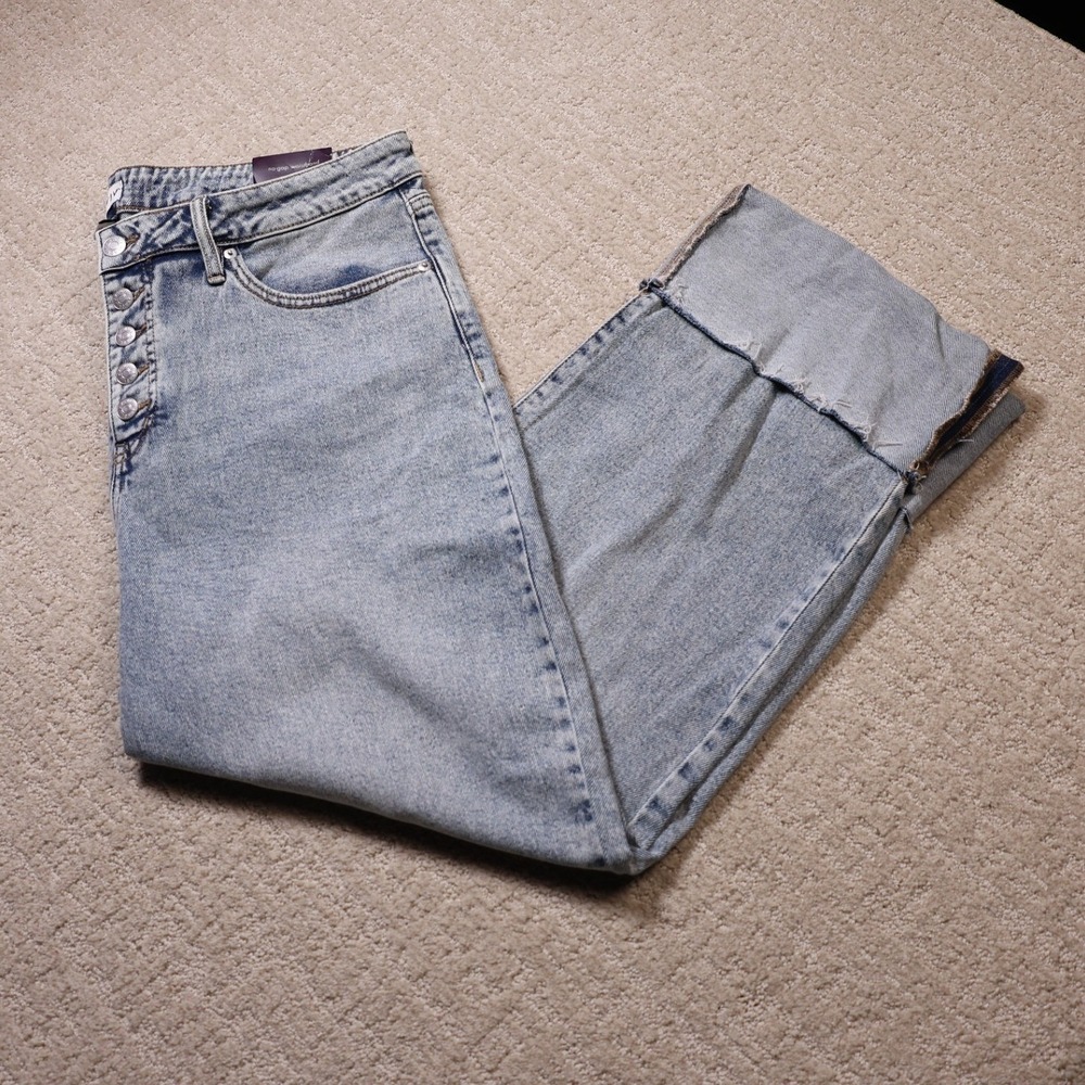 Ava & Viv Women High Rise Straight Leg Jeans Light Wash Button Fly Size 17 R